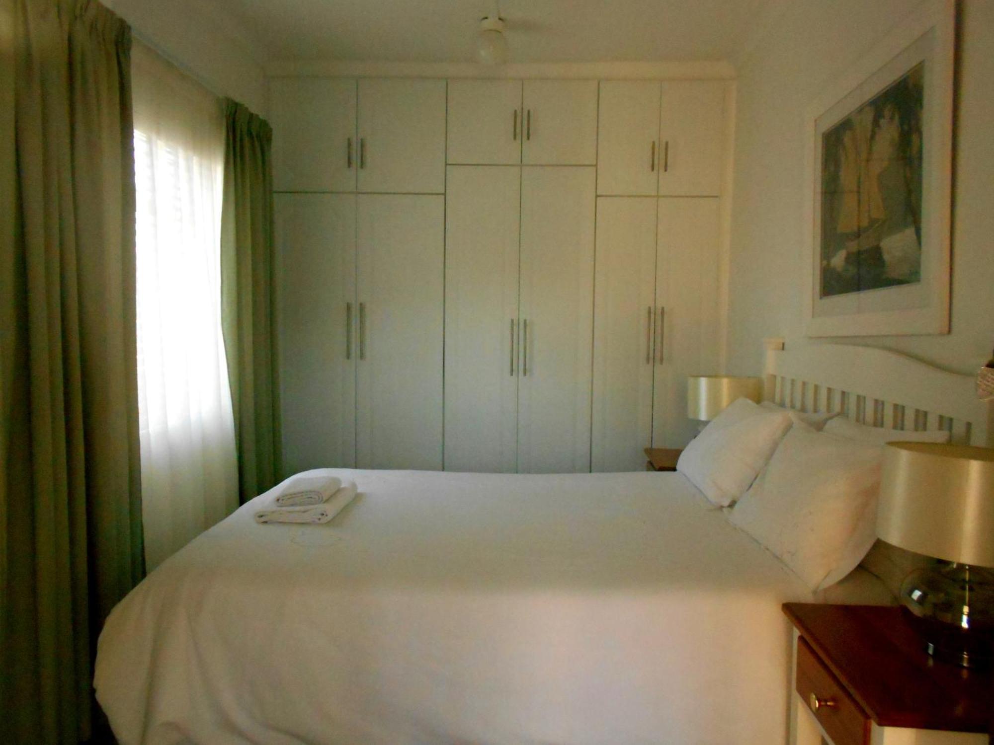 Majestic Bed & Breakfast Кокстад Екстериор снимка