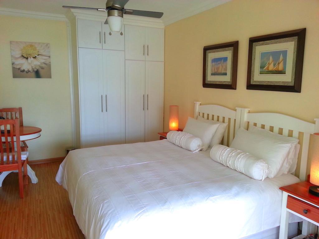Majestic Bed & Breakfast Кокстад Стая снимка